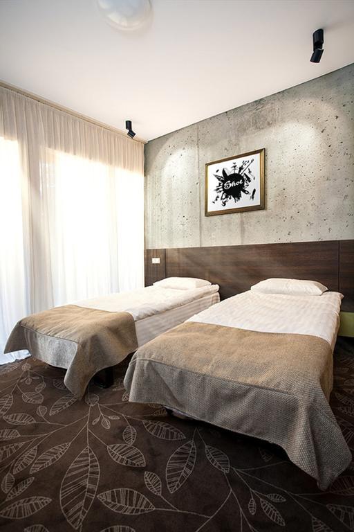Hotel Babilonas Kaunas Kamer foto