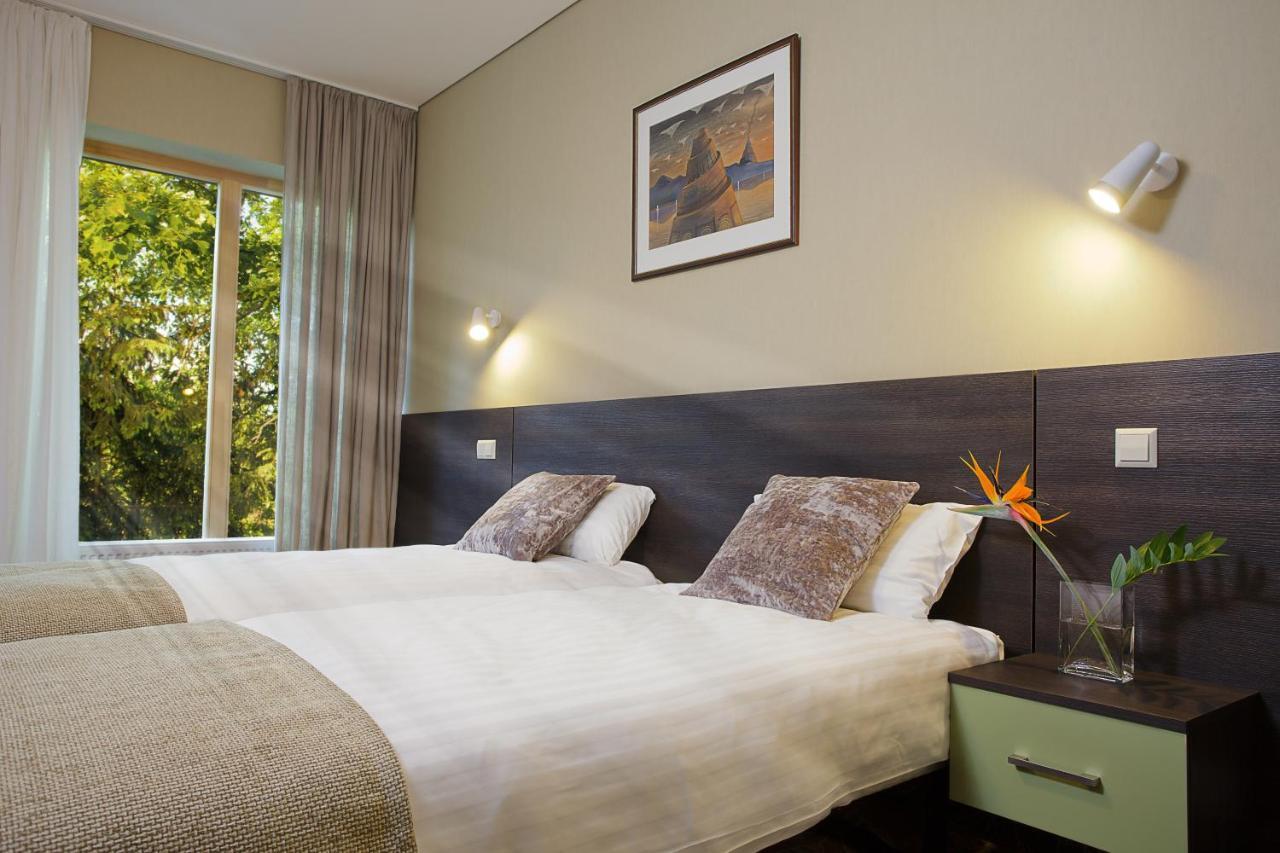 Hotel Babilonas Kaunas Kamer foto